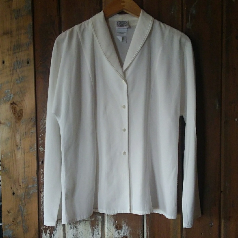 Laura Asley white blouse. Size women's 8